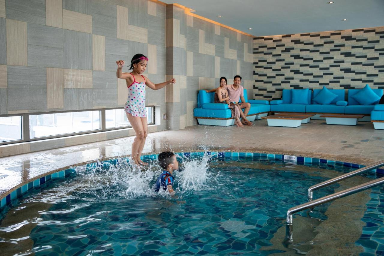 Oakwood Residence Hanoi Buitenkant foto